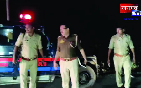 शादी से लौट रहे युवकों की कार खड्ड में पलटी, एक की मौत तीन घायल