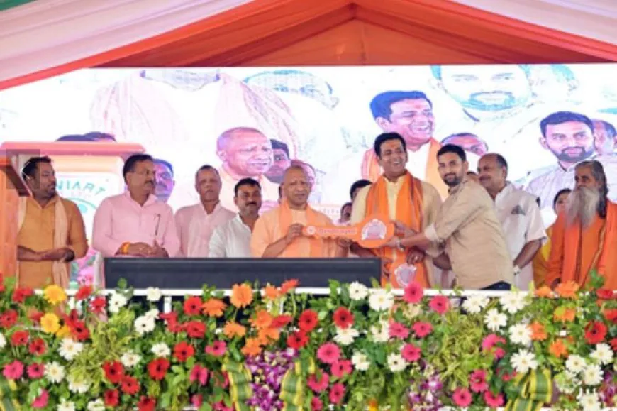 दीपावली से पहले गरीबों के घर का सपना हुआ साकार,सीएम योगी ने 160 परिवारों को सौंपी फ्लैट की चाबी !