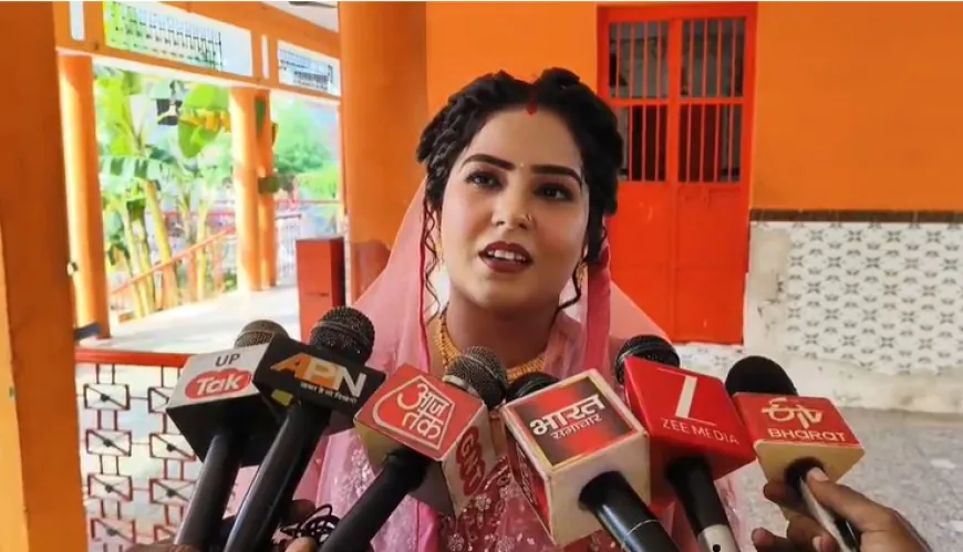 मुस्लिम परिवार ने वैदिक रीति से अपनाया "हिन्दू धर्मं"...