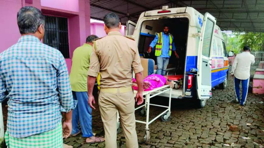 सड़क दुर्घटना में एक ही परिवार के तीन सदस्यों की मौत