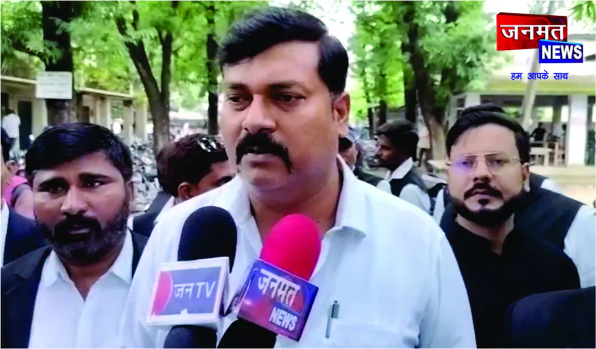 रायबरेली कलेक्ट्रेट बार एसोसिएशन चुनाव में हंगामा, दो गुटों में भिड़ंत से मचा बवाल