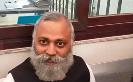 दिल्ली के पूर्व मंत्री व AAP नेता सोमनाथ भारती फरार घोषित, जारी हुआ है NBW