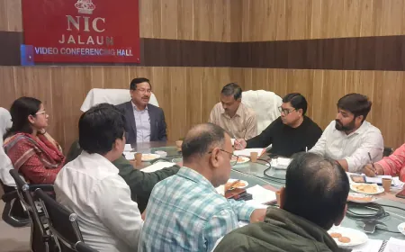 जिलाधिकारी ने अन्नदाता  से की  पराली न जलाने की अपील