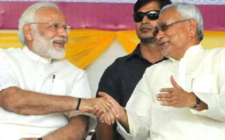 रुझानों में बिहार में फिर नीतीश सरकार, महागठबंधन बुरी तरह पिछड़ा; लालू के बेटे पीछे