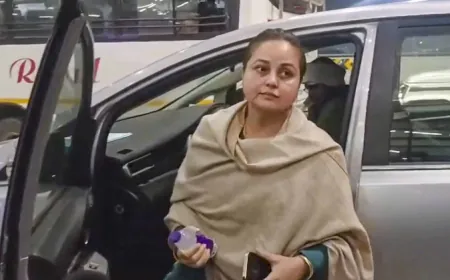 एक बोतल खून देने के नाम पर जिनका खून...रोहिणी आचार्य ने अब क्या लिखा? निशाने पर कई लोग