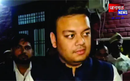 जिले के विकास कार्यों और SIR पुनरीक्षण पर प्रभारी मंत्री संदीप सिंह ने की अहम बैठक