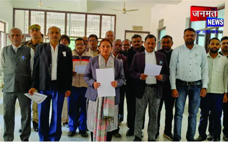 संविधान दिवस पर सिविल कोर्ट मुसाफिरखाना में शपथ समारोह, भारतीय संविधान के मूल्यों के पालन का संकल्प