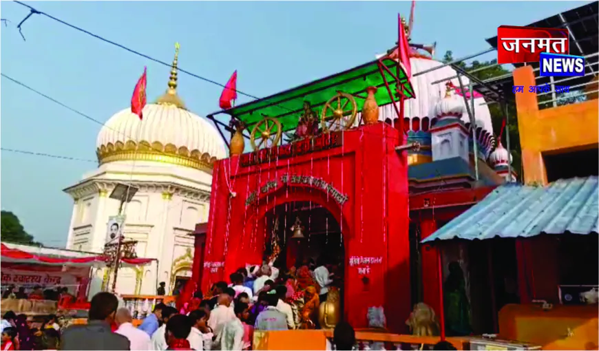 डलमऊ गंगा घाट पर महाआरती के साथ कार्तिक पूर्णिमा मेले का शुभारंभ, आस्था का सैलाब उमड़ा