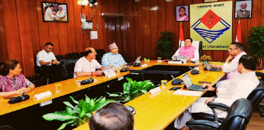 उत्तराखंड में लागू होगी देवभूमि परिवार योजना, धामी कैबिनेट ने इन 12 प्रस्तावों पर लगाई मुहर
