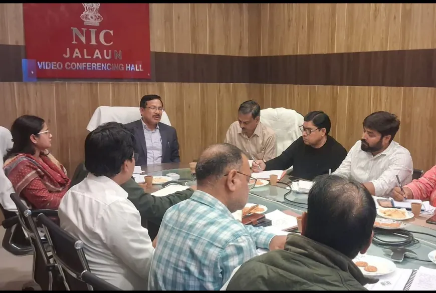 जिलाधिकारी ने अन्नदाता  से की  पराली न जलाने की अपील