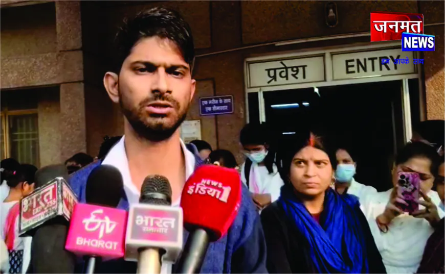 मेडिकल कॉलेज में स्टाफ नर्सों का हंगामा, HOD पर बदसलूकी और मारपीट का आरोप