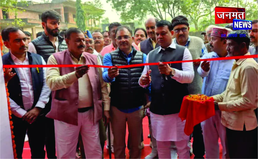 सूचना विभाग द्वारा आयोजित बहुदिवसीय विकास प्रदर्शनी का विधायक सुरेश पासी ने किया उद्घाटन