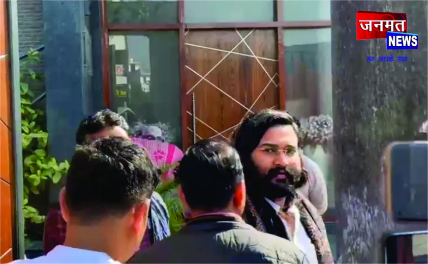 बहराइच में हाजी नगीन के घर व प्रतिष्ठान पर 24 घंटे से आयकर विभाग की छापेमारी, बेटे मोईन खान से भी पूछताछ