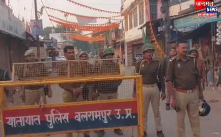 बलरामपुर: थाने की जमीन पर बने अवैध मजार पर चला बुलडोजर, राजस्व व पुलिस टीम की संयुक्त कार्रवाई