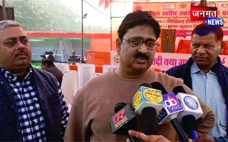 मंडल स्तरीय खादी ग्रामोद्योग प्रदर्शनी रही फ्लॉप, भीड़ न होने से दुकानदारों को हुआ भारी नुकसान