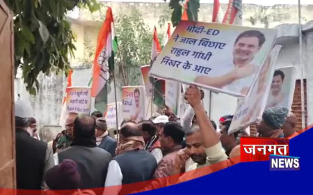 बुलंदशहर: भाजपा दफ्तर का घेराव करने निकले कांग्रेसियों को पुलिस ने हिरासत में लिया