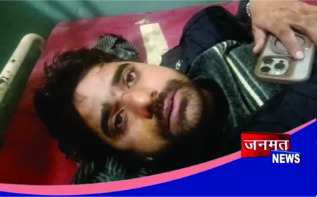 अकराबाद में भीषण सड़क हादसा, ट्रैक्टर की चपेट में आने से युवक की मौत, दोस्त गंभीर घायल