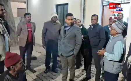 भदोही: DM व ADM ने रैन बसेरा व अलाव व्यवस्था का किया स्थलीय निरीक्षण, किया आत्मीय संवाद; लोग उत्साहित