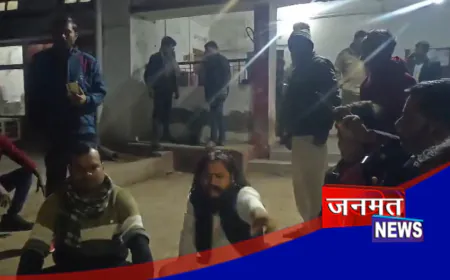 रायबरेली: किसान नेता की हिरासत पर सियासी बवाल, मिल एरिया थाने का घेराव; देर रात रिहाई