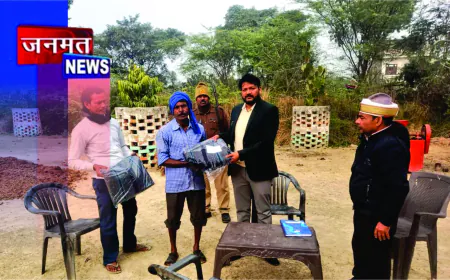 शीतलहर में गोवंश की सुरक्षा पर जोर, एसडीएम मुसाफिरखाना ने गो आश्रय स्थल का किया निरीक्षण