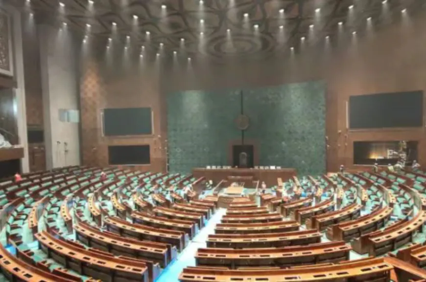 लोकतंत्र के लिए खतरा है SIR, छीनेगा वोट का अधिकार; संसद सत्र से पहले विपक्ष ने जताए इरादे