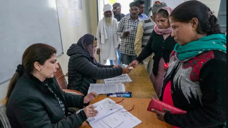 विधानसभा चुनाव से पहले पश्चिम बंगाल में बड़ा खेला, SIR ड्राफ्ट सूची में कटे 58 लाख वोटरों के नाम