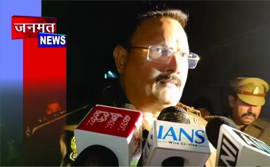 रोजा स्टेशन पर बड़ा हादसा: गरीब रथ की चपेट में बाइक सवार पांच की मौत, दो मासूम भी शामिल