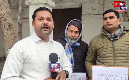 मुजफ्फरनगर: सिंचाई विभाग ने बनाई घटिया सड़क, उगी घास; भ्रष्टाचार के खिलाफ भूख हड़ताल पर समाजसेवी