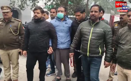 मुखबिरी के शक में AMU शिक्षक की हत्या मामले में एक गिरफ्तार, दो फरार की तलाश में जुटी पुलिस