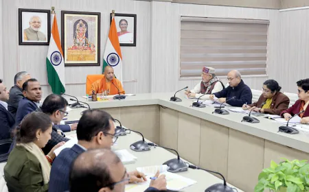 CM योगी ने की वित्त विभाग की समीक्षा, सभी विभागों को बजट खर्च में तेजी लाने के निर्देश