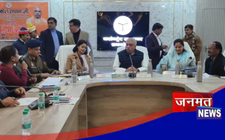 रायबरेली पहुंचे प्रभारी मंत्री राकेश सचान ने कहा- सरकार का उद्देश्य हुनरमंदों को आत्मनिर्भर बनाना