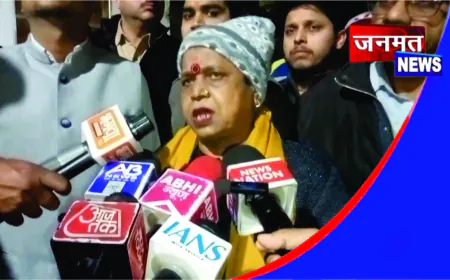 अलीगढ़ में कथित लव जिहाद का मामला: हिंदूवादी संगठनों का थाने पर हंगामा, कार्रवाई की मांग