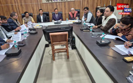 उरई: ‘कोई मतदाता न छूटे’ के संकल्प के साथ निर्वाचन प्रक्रिया को बनाया जा रहा सरल, सुलभ व समावेशी