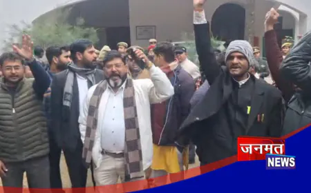 लखीमपुर खीरी: UGC के विरोध में सवर्ण समाज का विरोध प्रदर्शन, आंदोलन तेज करने की चेतावनी