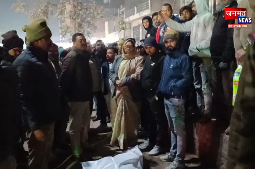 फतेहपुर में दिखा रफ्तार का कहर, मौरंग लदे ट्रक ने बाइक सवार को कुचला; मौके पर ही मौत