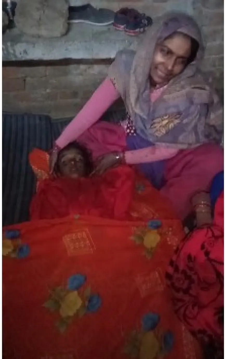 आवारा कुत्तों के झुंड ने 9 साल की मासूम बच्ची को नोच-नोचकर उतारा मौत के घाट !