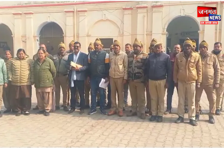 बहराइच में साथी से अभद्रता पर हरदोई के होमगार्ड गुस्से में, प्रदर्शन कर दिया ज्ञापन