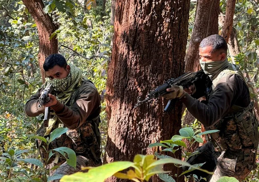 झारखंड: अब तक 21 ढेर, झारखंड में नक्सलियों पर मौत बनकर बरसे जवान; घिर गई पूरी टोली