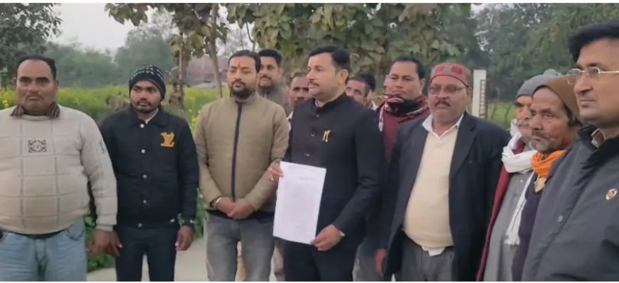 नारी शक्ति मिशन के तहत सेल्फी प्वाइंट बना आकर्षण