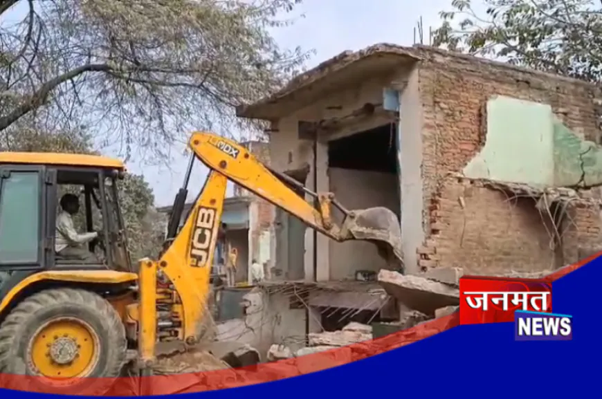 फतेहपुर: सरकारी जमीन पर बने अवैध निर्माण पर चला प्रशासन का बुलडोजर, मचा हड़कंप