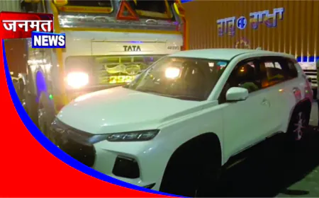 एनएच 19 पर  तेज रफ्तार ट्रक ने कार को 100 मीटर तक घसीटा, बड़ा हादसा टला