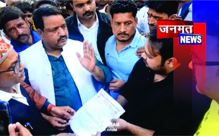 तटबंध निर्माण की मांग को लेकर अमृतपुर में गरजी जन चेतना पदयात्रा, हजारों किसानों ने सौंपा ज्ञापन