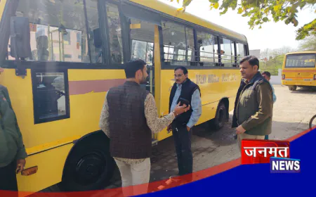 उरई में स्कूली वाहनों पर एआरटीओ की सख्ती, बच्चों को घर पर ही छोड़ने की सलाह