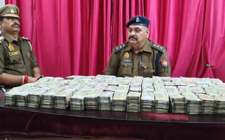 चंदौली: GRP को मिली बड़ी कामयाबी, अकालतख़्त एक्सप्रेस से दो संदिग्ध गिरफ्तार; भारी मात्रा में नगदी बरामद