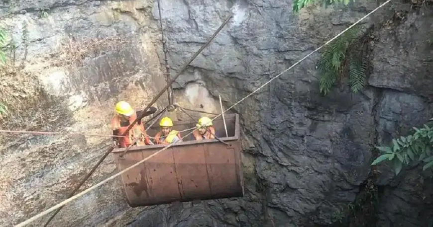 मेघालय में अवैध कोयला खदान में विस्फोट, दस लोगों की मौत