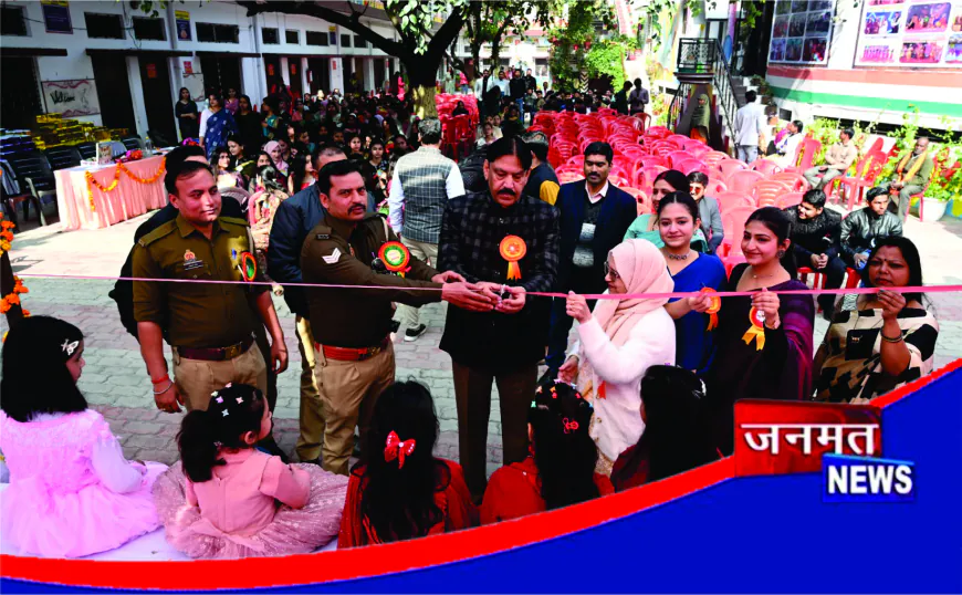 पॉयनियर पब्लिक स्कूल में वार्षिकोत्सव व फेयरवेल समारोह का भव्य आयोजन