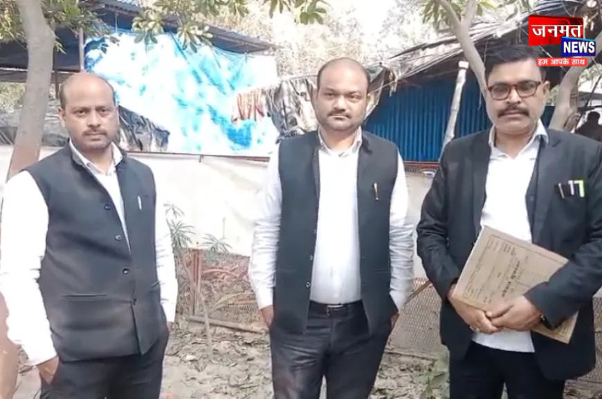 घूसखोर पंडत फिल्म के निर्मात- निर्देशक और अभिनेता सहित छह के खिलाफ हरदोई में परिवाद दाखिल