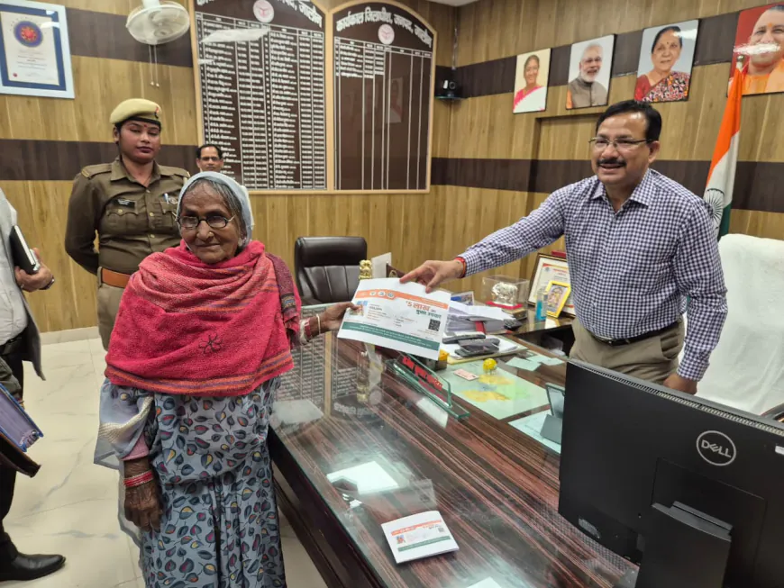 हर पात्र नागरिक बने मतदाता, डीएम की जनपदवासियों से अपील 