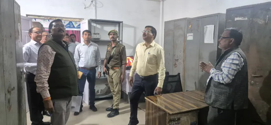 तहसील कौंच और नगर पालिका उरई का डीएम ने किया सघन निरीक्षण