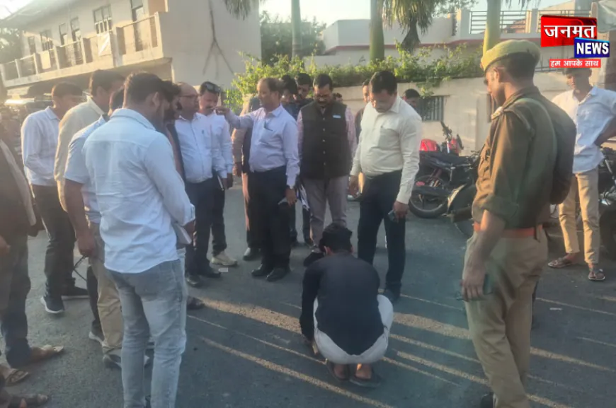 उरई नगर पालिका के सड़क निर्माण में मानकों की अनदेखी पर डीएम नाराज़, सख्त कार्यवाही की चेतावनी